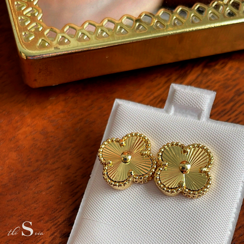 Gold Trebol Studs