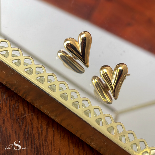 Heart studs